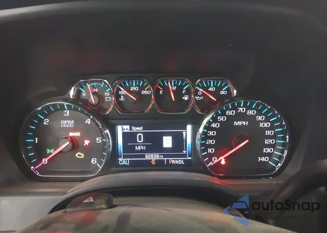 2017 Chevrolet Silverado K1500 High Country z USA, uszkodzony, nr VIN 3GCUKTEC9HG425692